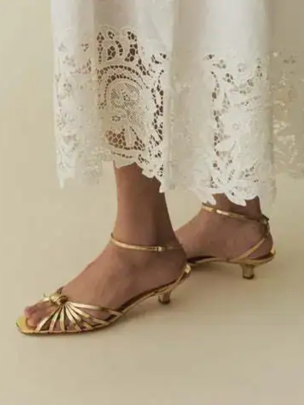 DÔEN Hepburn Heel Gold Size 37